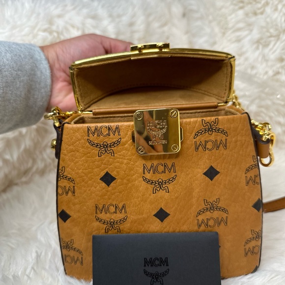 NWOT MCM Mini Stark Pushlock Bag - Picture 8 of 12